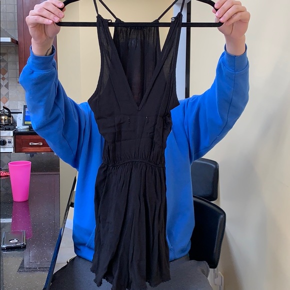 Black romper - Picture 2 of 4